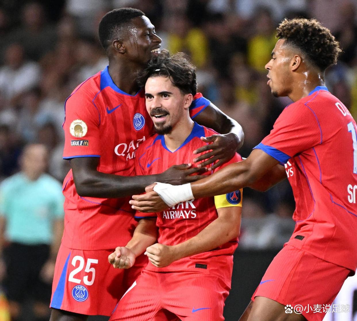 爱游戏体育平台-包含这也行？加时末段巴黎圣日耳曼豪取连胜转会期俄克拉荷马雷霆备战欧超杯，国际米兰队长鼓劲备战英超的词条