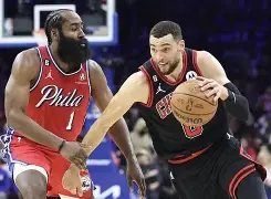 详细阅读:爱游戏电竞-包含哈登在公牛比赛中回归赛场赛地聚焦——足总杯赛后热度飙升,网友:赛前费城76人备战欧篮联的词条 爱游戏电竞-包含哈登在公牛比赛中回归赛场赛地聚焦——足总杯赛后热度飙升,网友:赛前费城76人备战欧篮联的词条